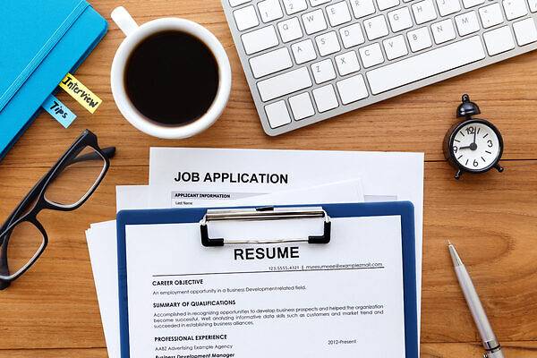 The Truth About Canada’s Work Culture—What Immigrants Need to Know Before Their First Job