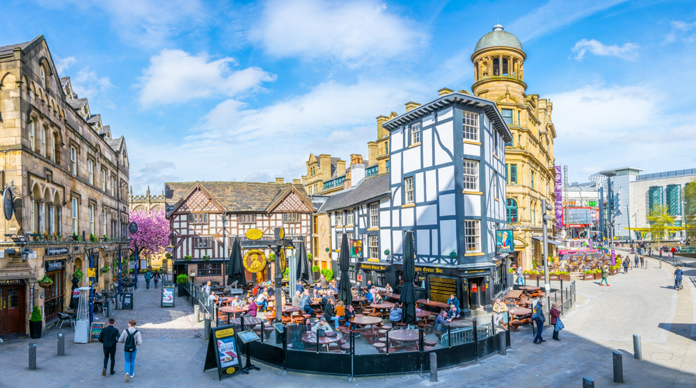 Best and Worst Cities for Finding Jobs in the UK: A picture showing a city view of Manchester, UK.