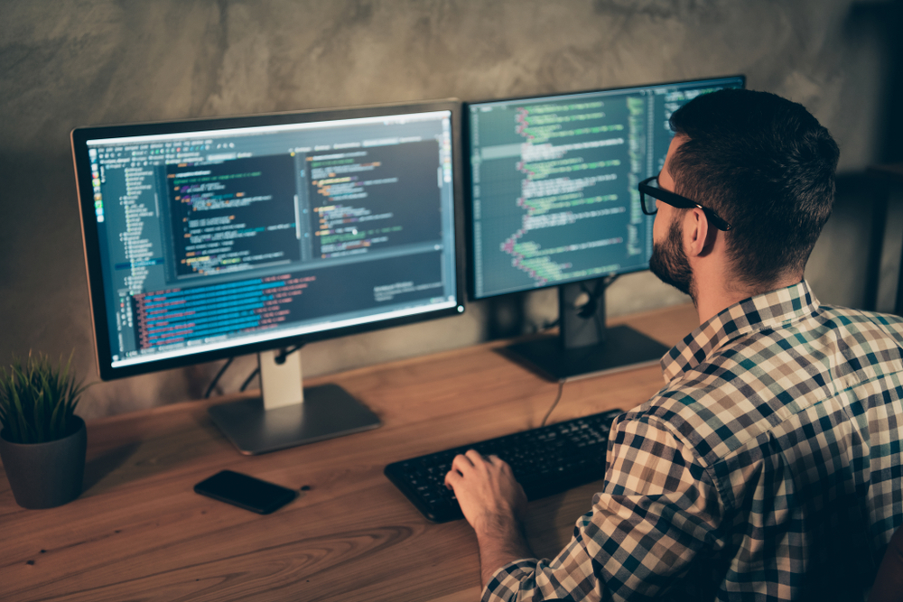 The Role of Freelancing in Building a Relocation-Friendly Portfolio