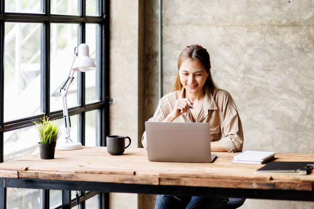 Remote Work Revolution: How to Land High-Paying Work-From-Home Jobs in 2025