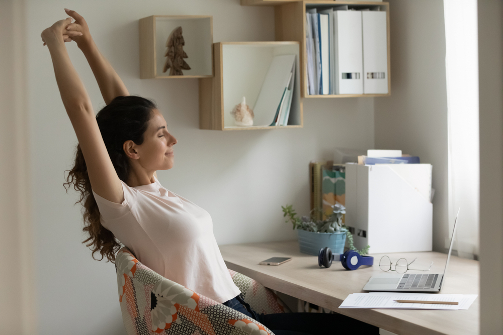 Freelance vs. Full-Time: What Hiring Managers Wish You Knew About Each Path
