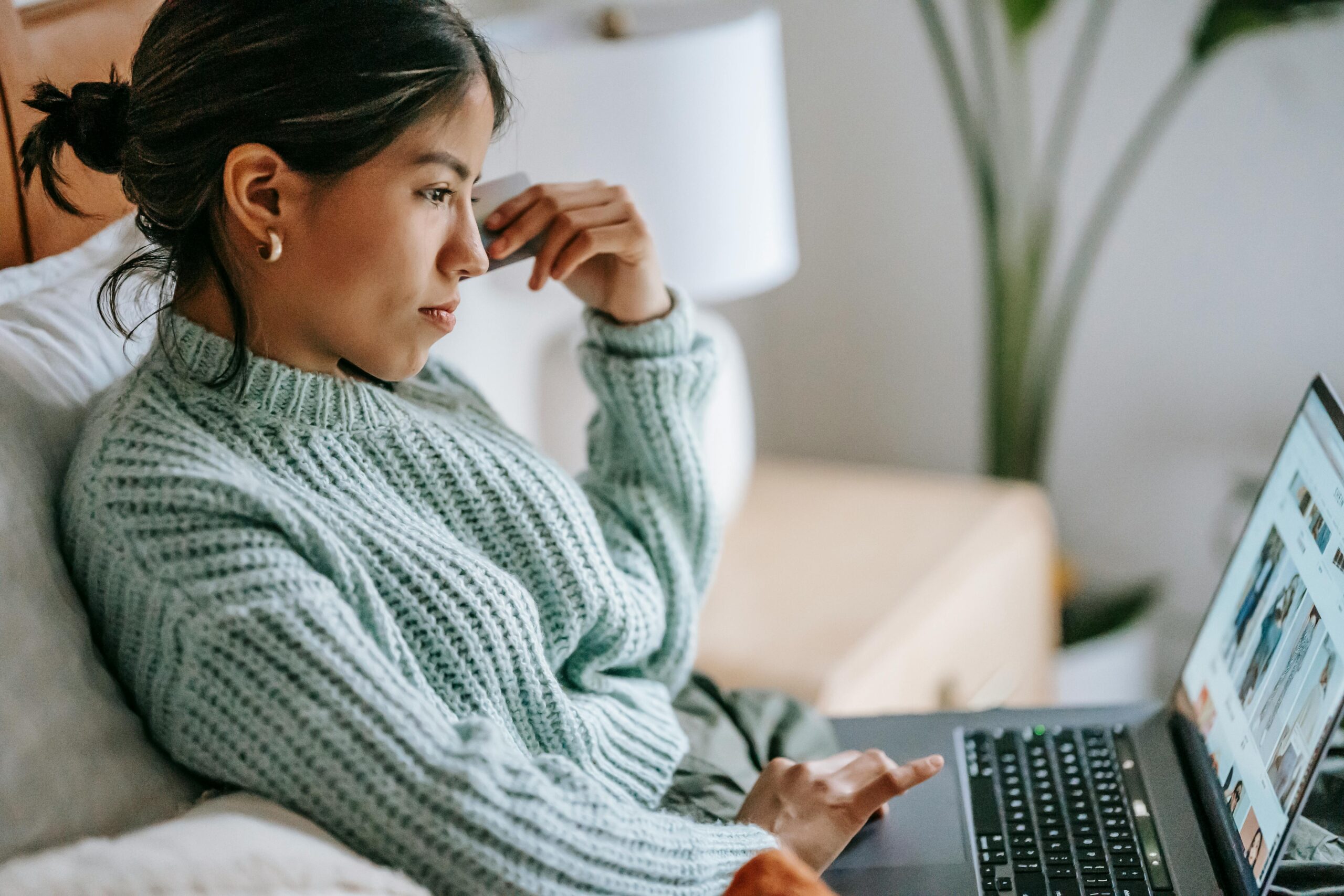 Building a Financial Safety Net Before Moving Abroad