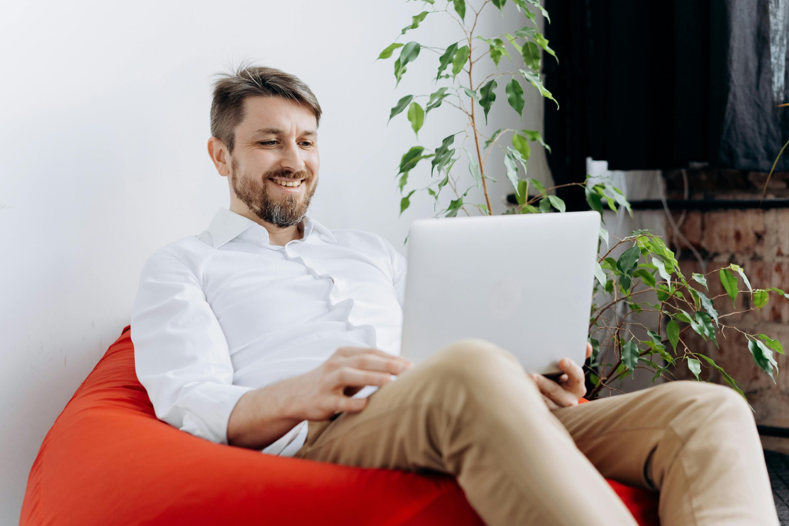 Remote Jobs as a Stepping Stone to Permanent Residency