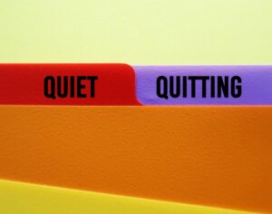 Quiet Quitting vs. Hustle Culture: Finding Balance in Your Career Mindset