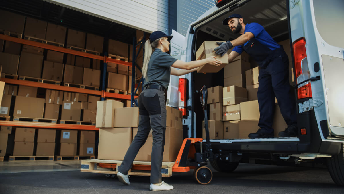 Top Short Courses to Prepare for Jobs in the UK and Canada
