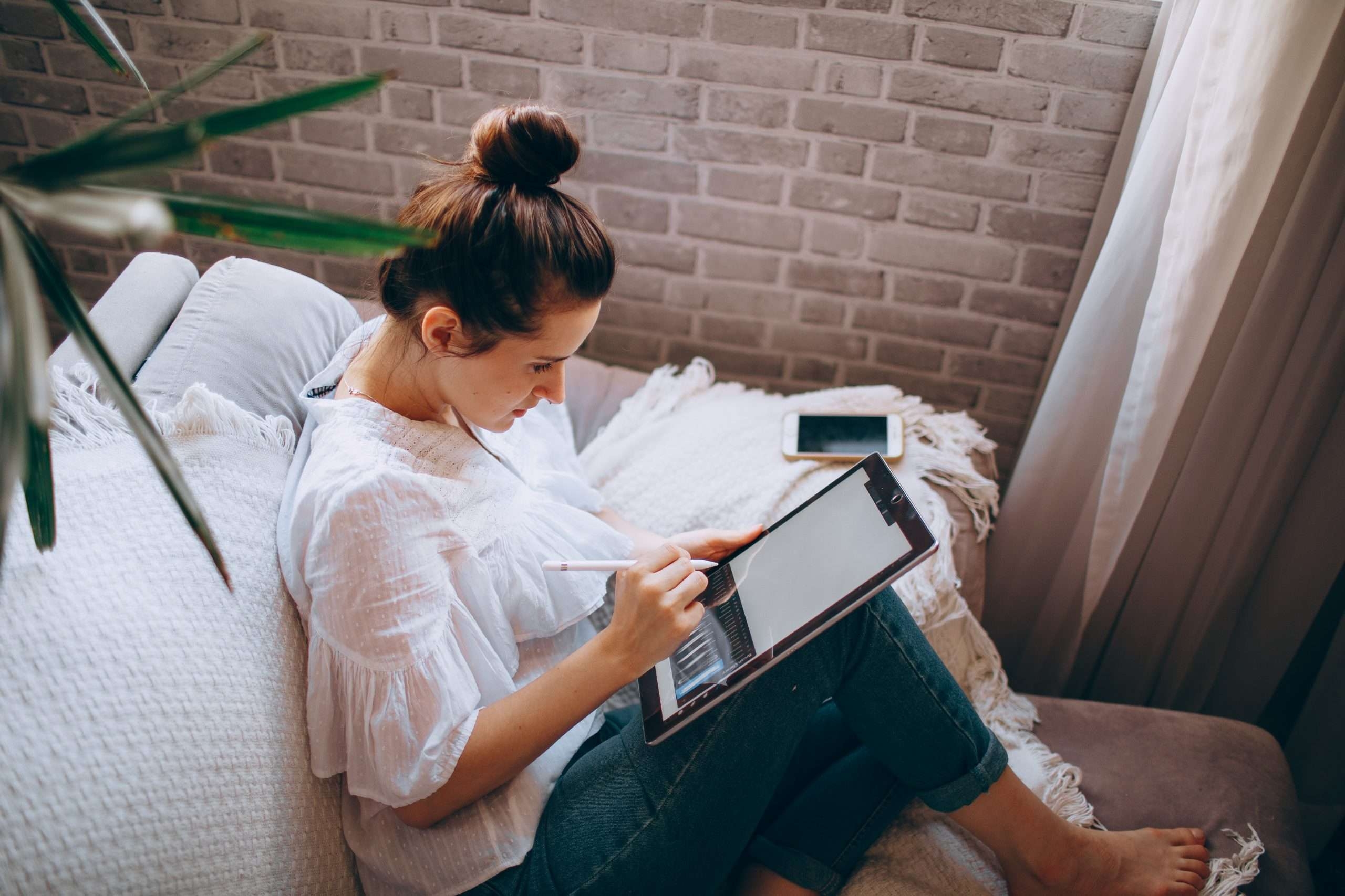 Networking on Twitter: How to Connect With Influencers and Recruiters in 280 Characters