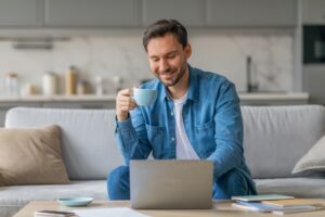 Side Hustles That Boost Your Resume – Showcasing Freelance Experience to Employers