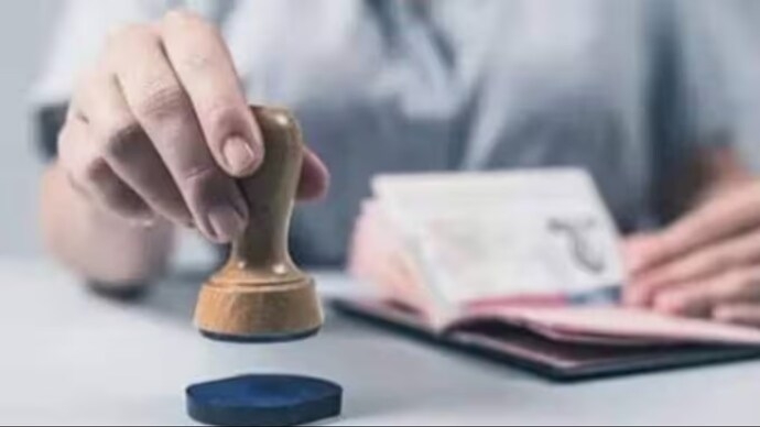 Understanding Family Sponsorship Visas for Canada and the USA