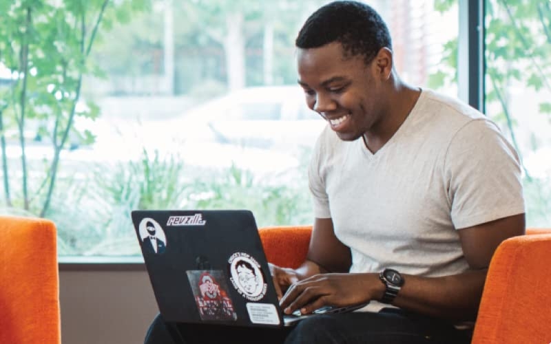 Migrate to the USA Through Amazon Job Offers – Work Remotely, Earn Over $100K, and Invest in Your Future